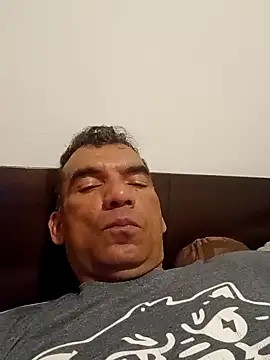 Snapshot of Daddy1972 chatting on January 26, 6:16 pm Daddy1972 online show from January 26, 6:16 pm