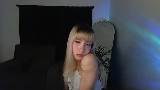 Snapshot of xxxvandersexxx chatting on October 21, 7:00 am xxxvandersexxx online show from October 21, 7:00 am