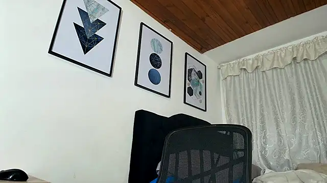 sam her online show from November 2, 1:54 am