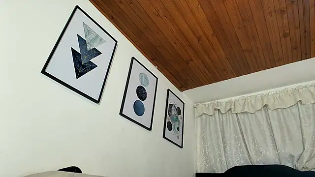 sam her online show from October 24, 9:05 pm