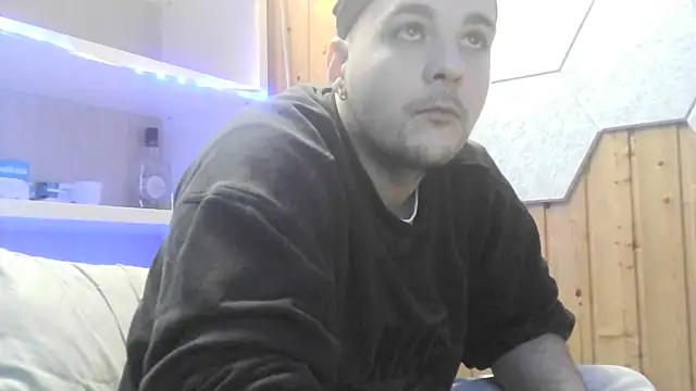 ItalianVinDiesel online show from January 7, 1:21 pm