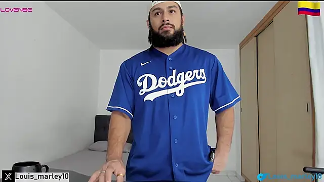 Louis marley   online show from December 1, 9:29 pm