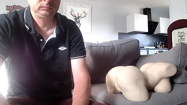 freddy0222222 online show from July 19, 7:03 am