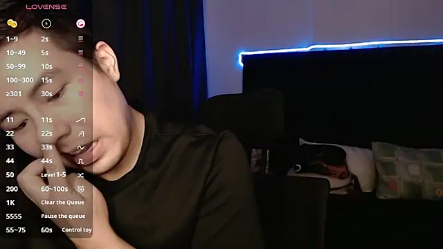 andrewmhilton  online show from September 17, 6:03 am