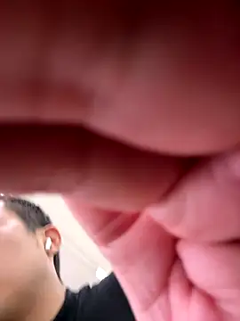 andrewmhilton  online show from September 10, 7:12 pm