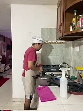 andrewmhilton  online show from February 19, 6:32 pm