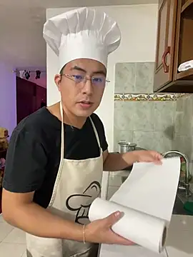 andrewmhilton  online show from December 27, 3:20 am