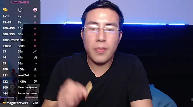 andrewmhilton  online show from January 11, 6:24 am