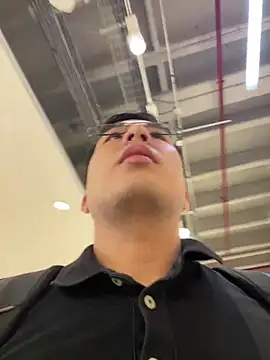 andrewmhilton  online show from February 20, 5:29 pm