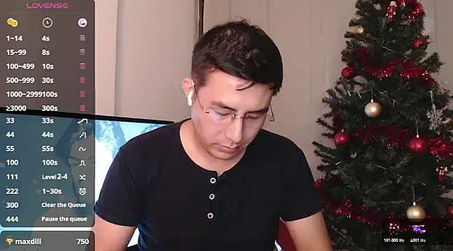 andrewmhilton  online show from December 25, 2:14 am