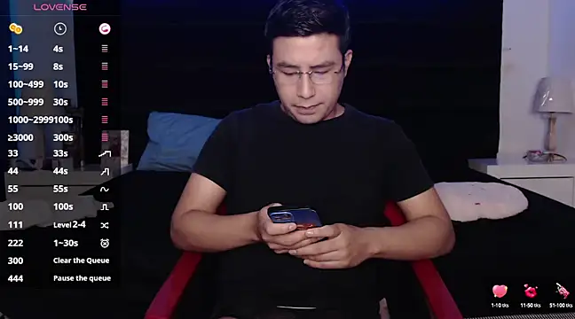 andrewmhilton  online show from January 9, 11:02 pm