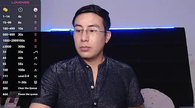 andrewmhilton  online show from January 8, 10:27 pm