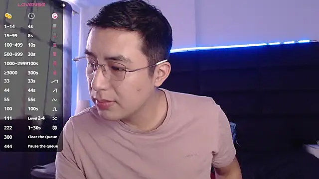 andrewmhilton  online show from February 5, 9:29 pm