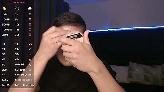 andrewmhilton  online show from September 19, 6:14 am