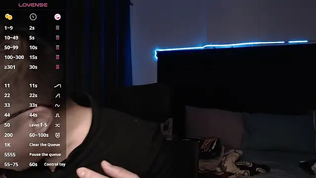 andrewmhilton  online show from October 18, 5:12 am