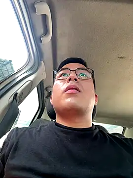 andrewmhilton  online show from October 15, 5:20 pm