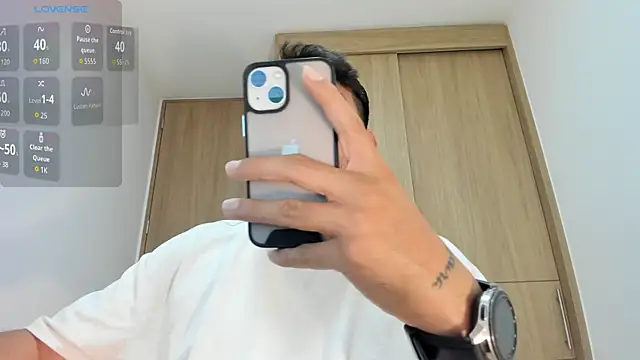 alejandro stark online show from October 28, 1:52 am