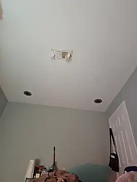 LiverandBrat77 online show from February 15, 7:06 am