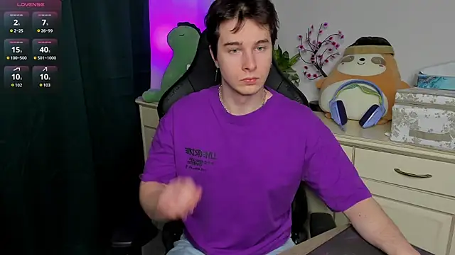 Vincent Strong online show from February 7, 9:27 am