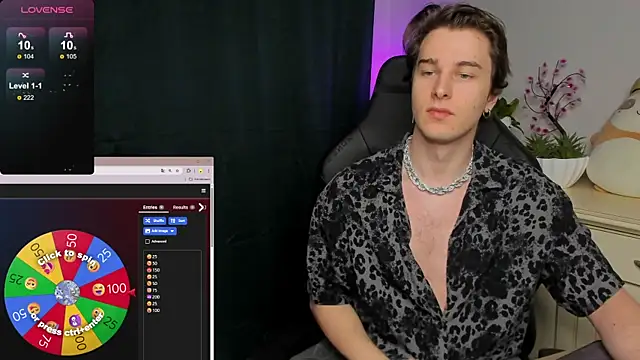 Vincent Strong online show from November 16, 9:00 am