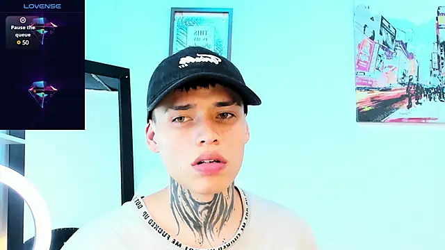 Snapshot of _justinmoon2 chatting on December 12, 2:48 am  justinmoon2 online show from December 12, 2:48 am