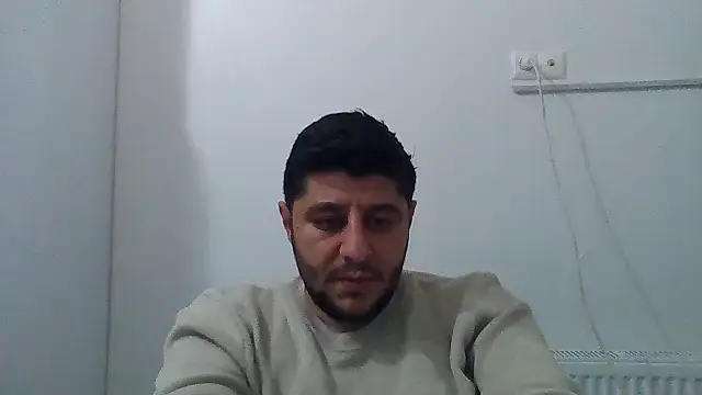 erkekkkadam online show from November 25, 7:05 pm