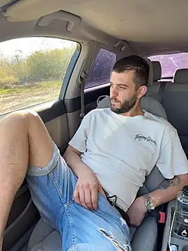 ElChapoGuzman95 online show from April 18, 6:04 am