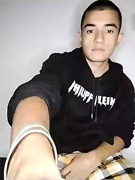 Snapshot of Thick_Cock chatting on January 21, 4:22 am Thick Cock online show from January 21, 4:22 am