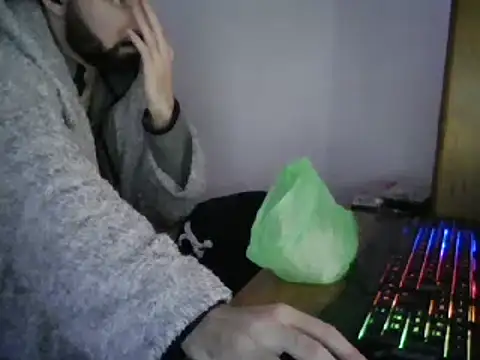 Snapshot of joaodias_97 chatting on March 12, 9:45 pm joaodias 97 online show from March 12, 9:45 pm