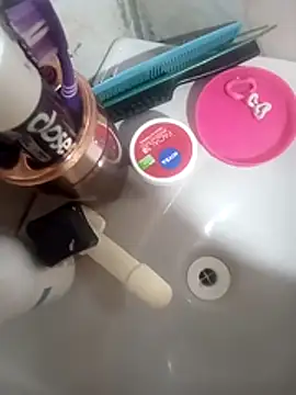 Raquelluciano online show from March 17, 5:26 pm