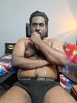 Rayansmith  online show from December 30, 5:48 am