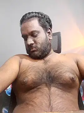 Rayansmith  online show from January 8, 9:44 pm