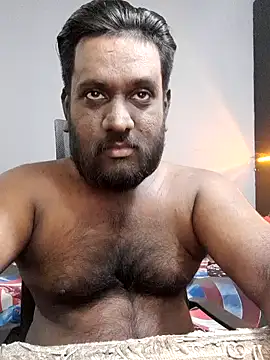 Rayansmith  online show from February 26, 11:20 am