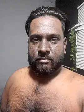 Rayansmith  online show from February 2, 11:00 pm