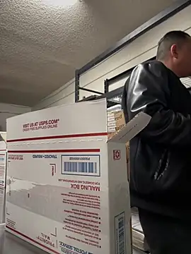 PeterGrandee online show from February 3, 5:56 pm