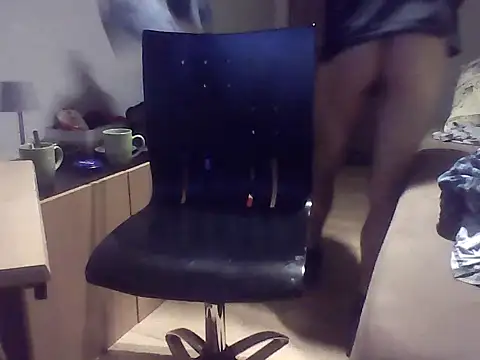 Snapshot of matejk chatting on October 3, 8:58 pm matejk online show from October 3, 8:58 pm