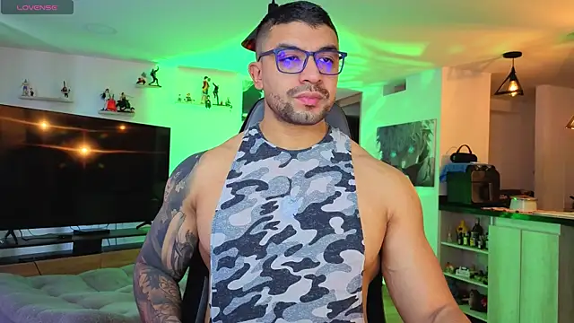 Michael Diamond online show from October 26, 8:11 pm