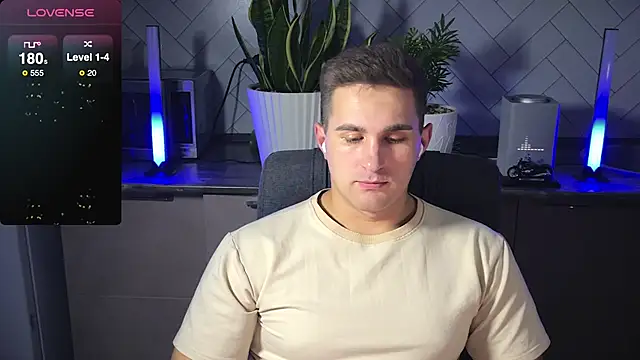 Sweeet  boy online show from January 8, 8:50 pm