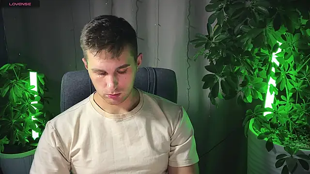 Sweeet  boy online show from February 20, 9:31 pm