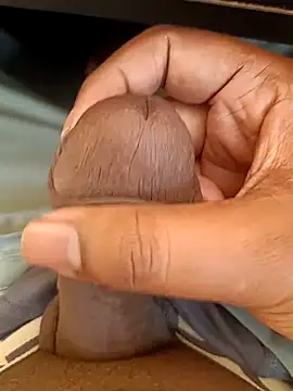 u wan me online show from February 5, 10:00 am