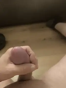 M-1985 online show from October 27, 5:37 pm